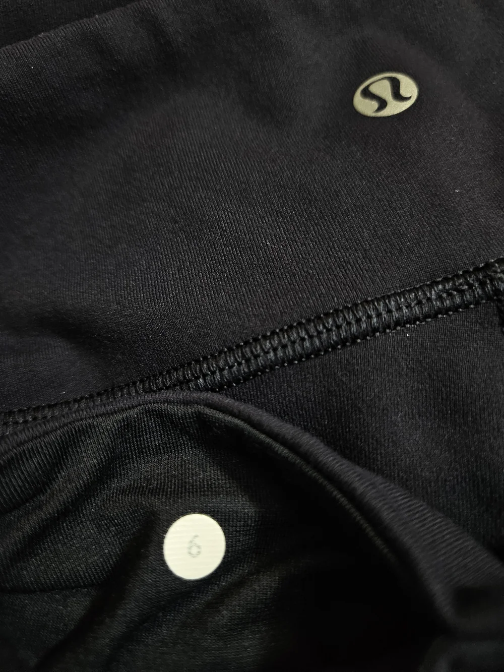 Lululemon Athletica Navy Blue Cropped Leggings Size 6 Running Crossfit Workout